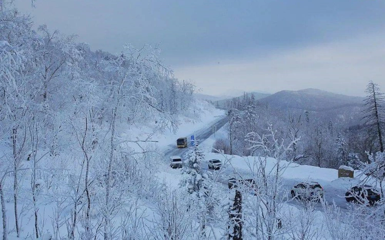 Yabuli–Snow Town Mountain Road