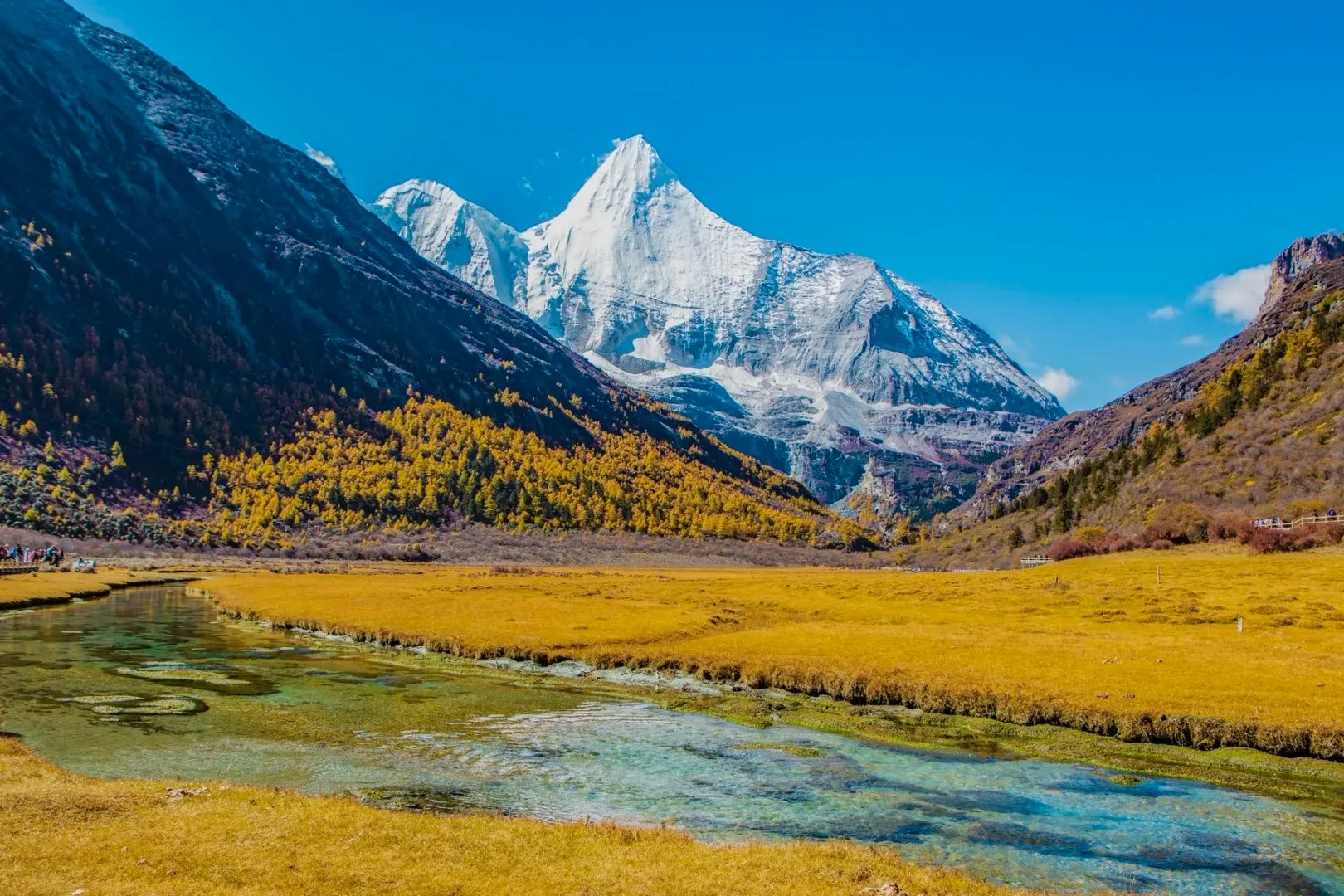 Daocheng Yading Scenic Area
