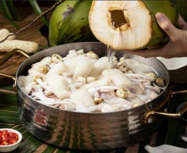Hainan Island Coconut Chicken